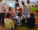 Dzieci uczą dzieci – mali nauczyciele w akcji!