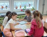 Dzieci uczą dzieci – mali nauczyciele w akcji!