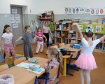 Dzieci uczą dzieci – mali nauczyciele w akcji!